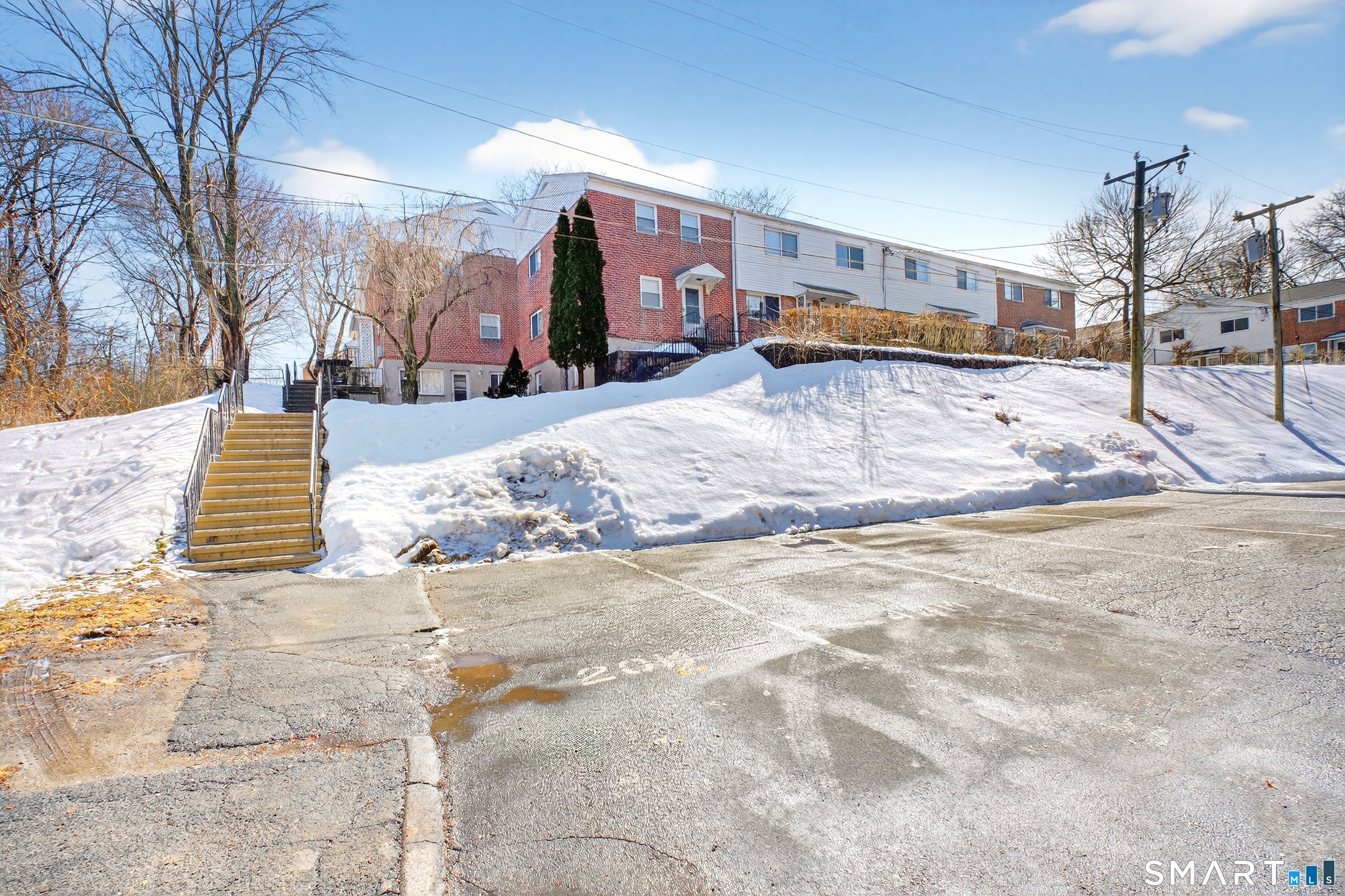 51-71 Park Avenue Danbury CT 06810