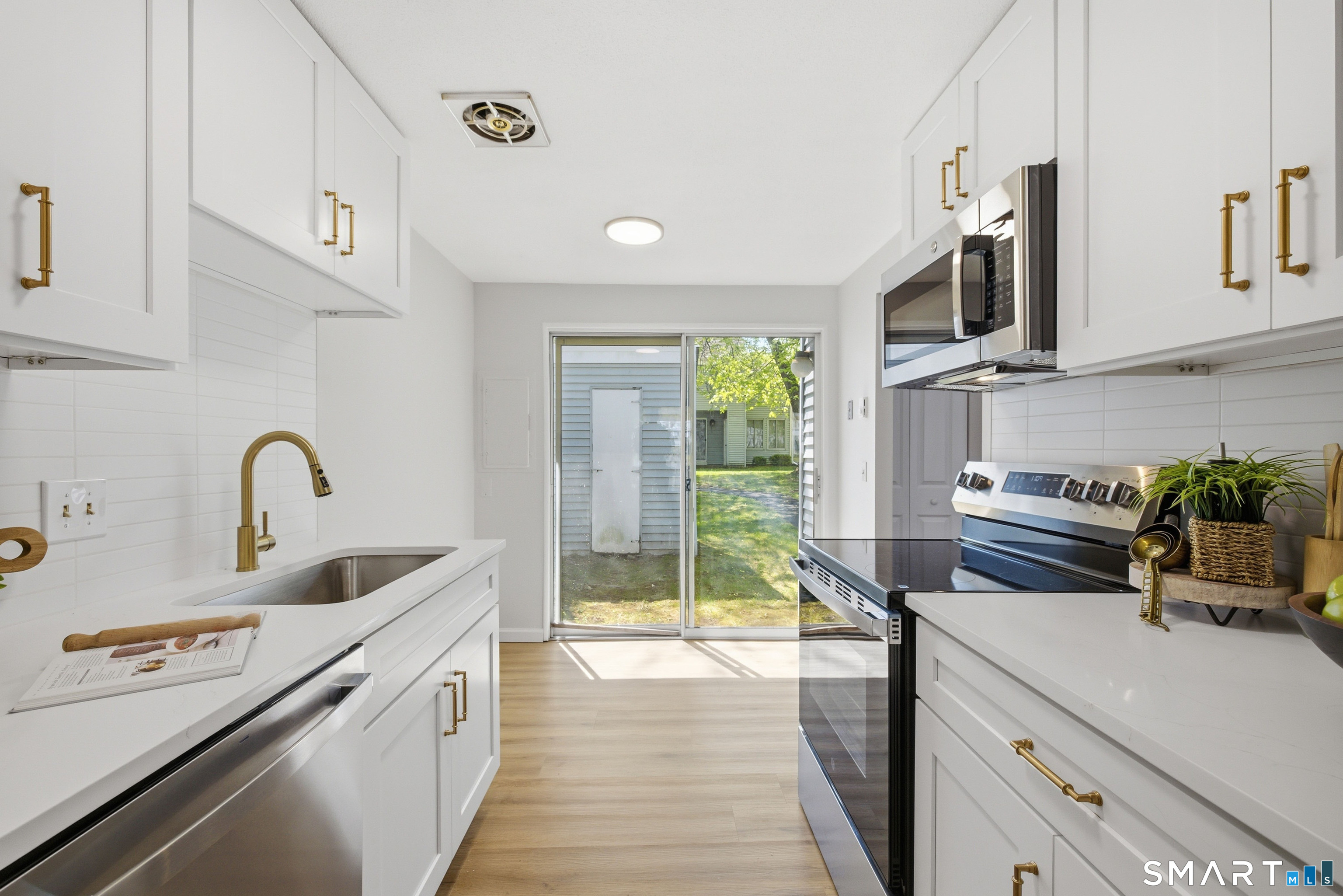 13 Cinnamon Springs South Windsor CT 06074