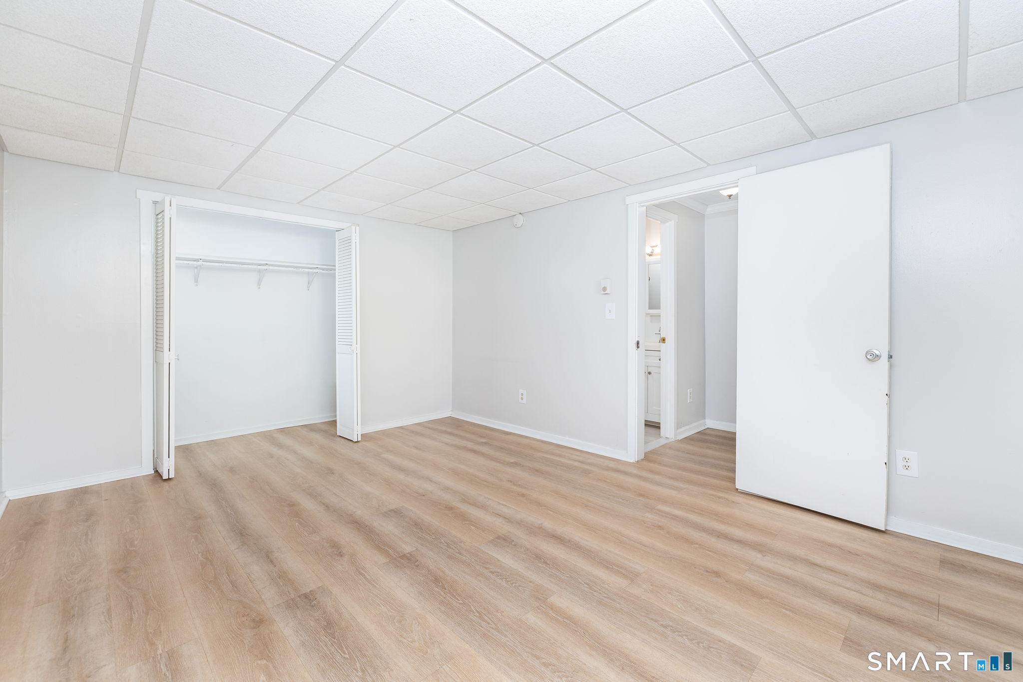 949 Pleasant Valley Road South Windsor CT 06074