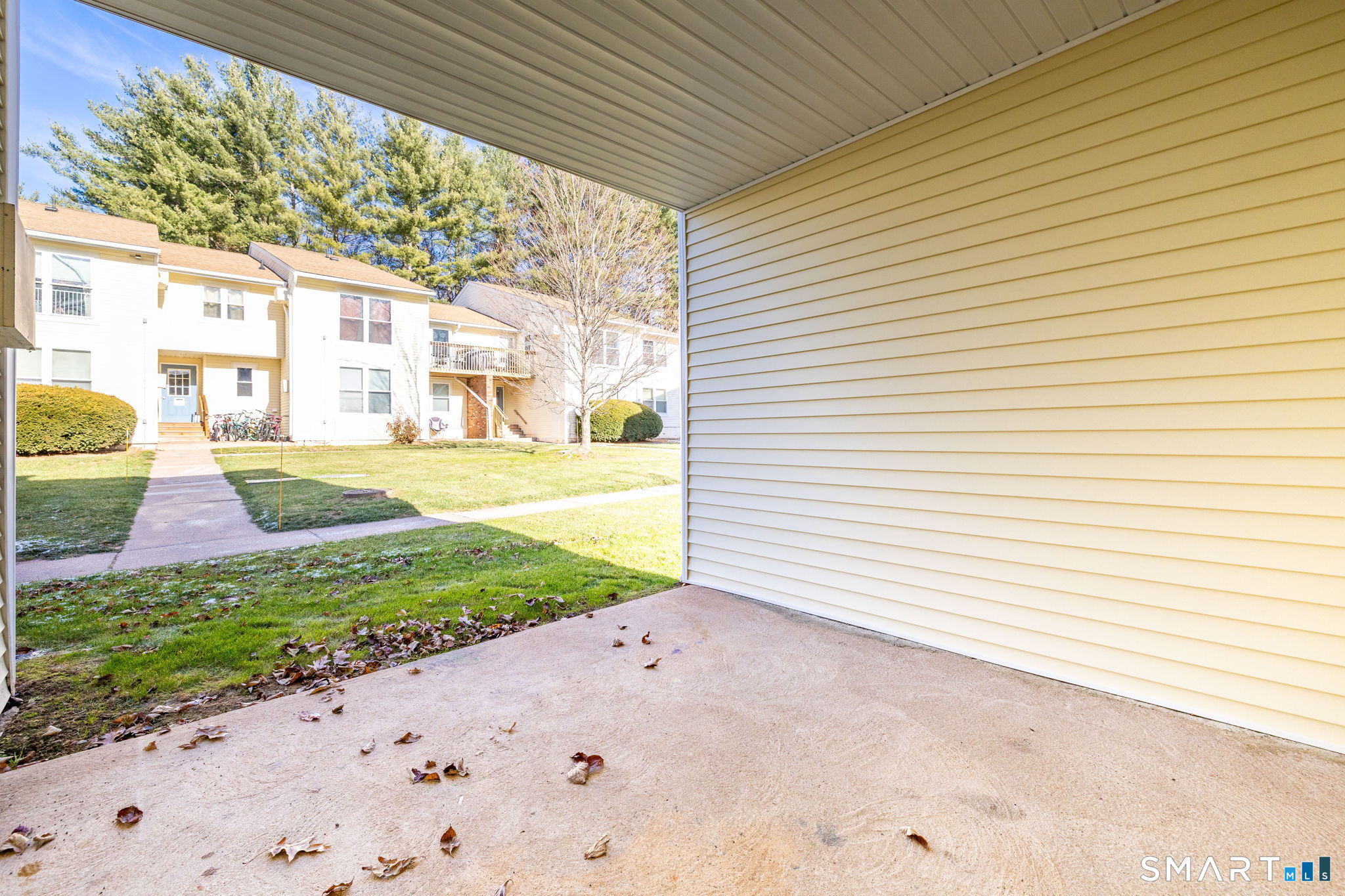 949 Pleasant Valley Road South Windsor CT 06074