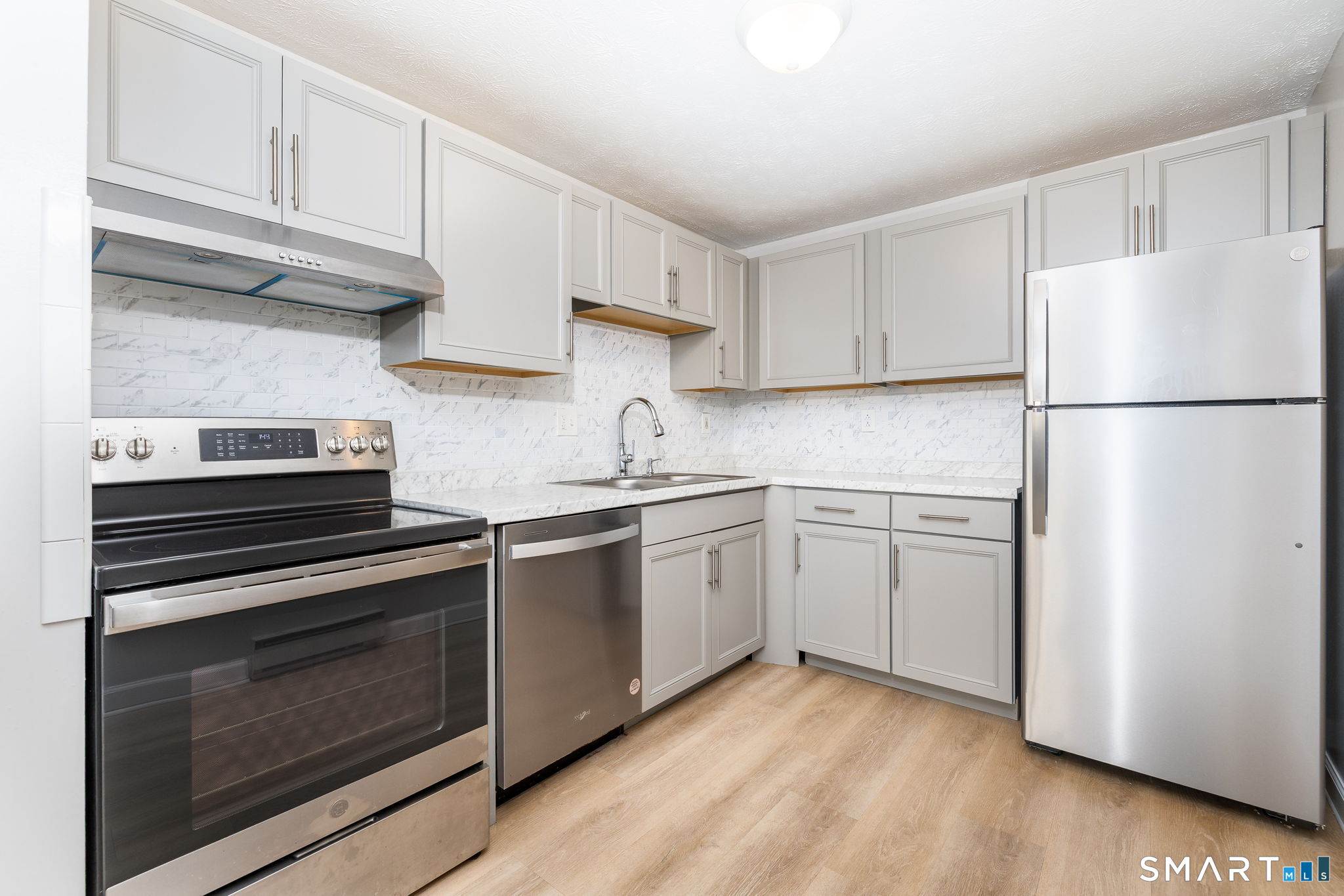 949 Pleasant Valley Road South Windsor CT 06074