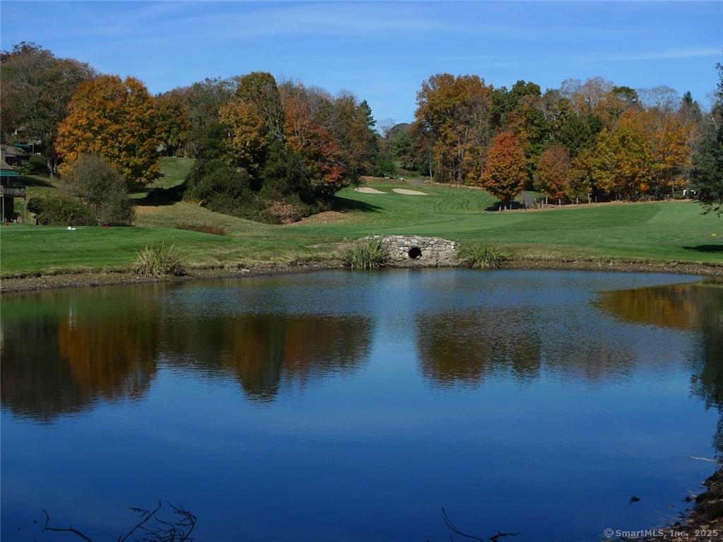 889 Heritage Village Southbury CT 06488