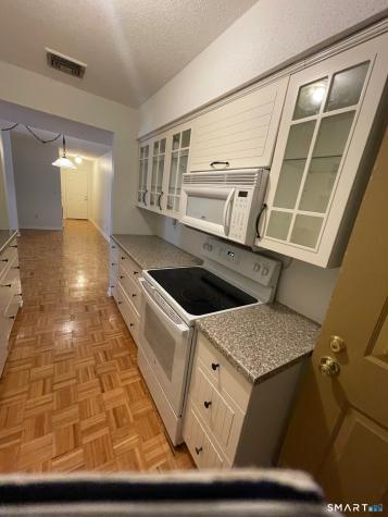 1 Concorde Way Windsor Locks CT 06096