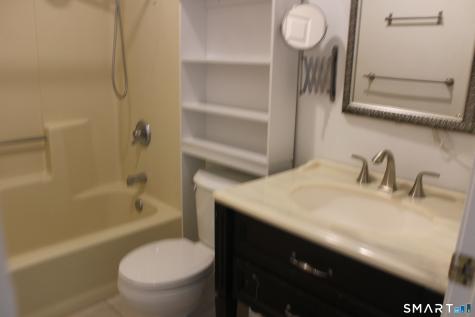 1 Concorde Way Windsor Locks CT 06096