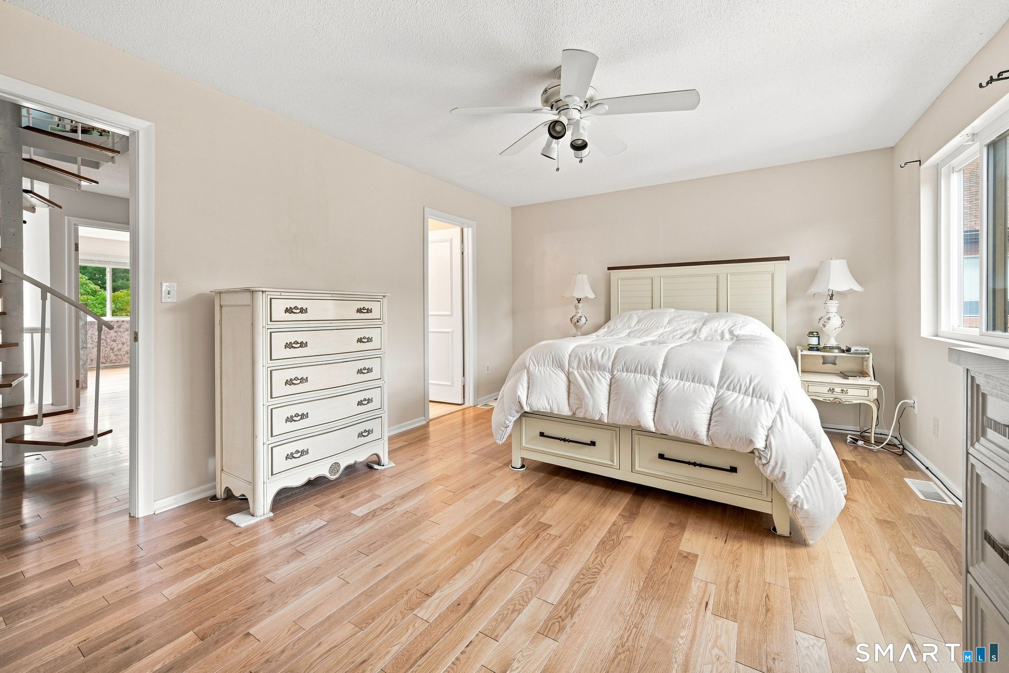 6 Wickhams Fancy Canton CT 06019