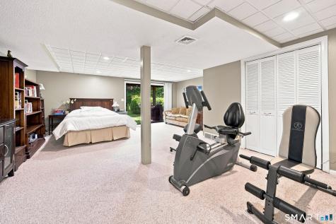 6 Wickhams Fancy Canton CT 06019