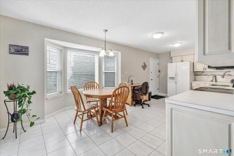 26 Ivy Grove Court Shelton CT 06484