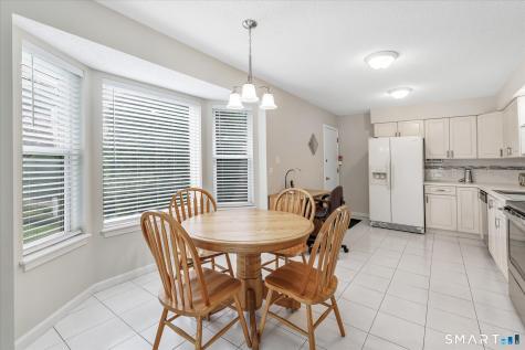 26 Ivy Grove Court Shelton CT 06484