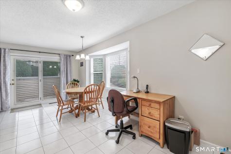 26 Ivy Grove Court Shelton CT 06484