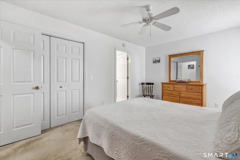 26 Ivy Grove Court Shelton CT 06484