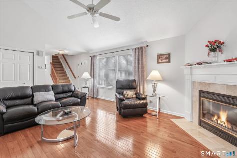 26 Ivy Grove Court Shelton CT 06484