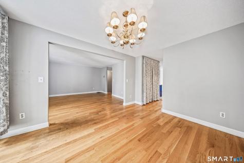 39 Old Mill Court Simsbury CT 06070