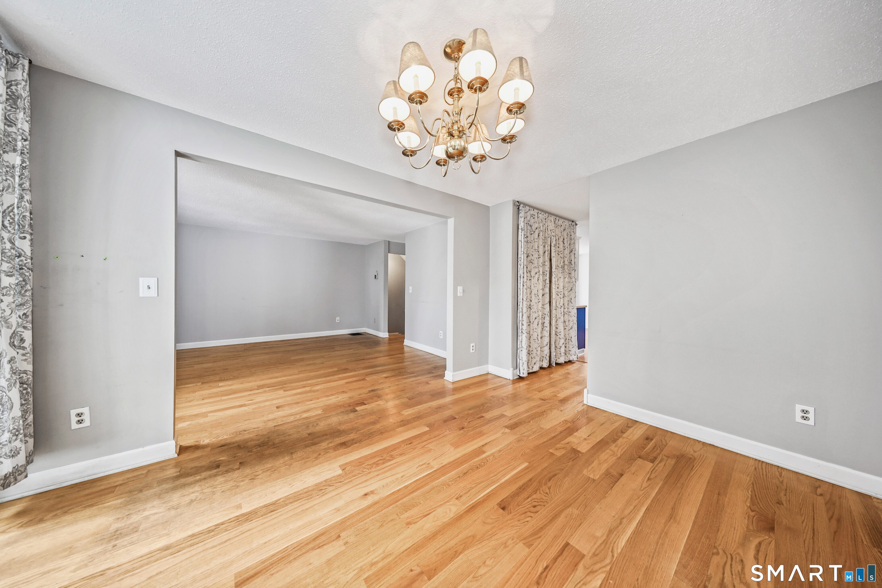 39 Old Mill Court Simsbury CT 06070