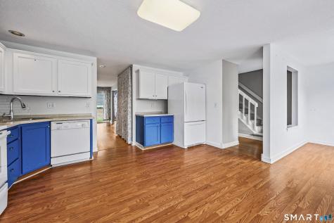 39 Old Mill Court Simsbury CT 06070