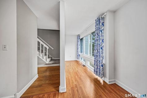 39 Old Mill Court Simsbury CT 06070