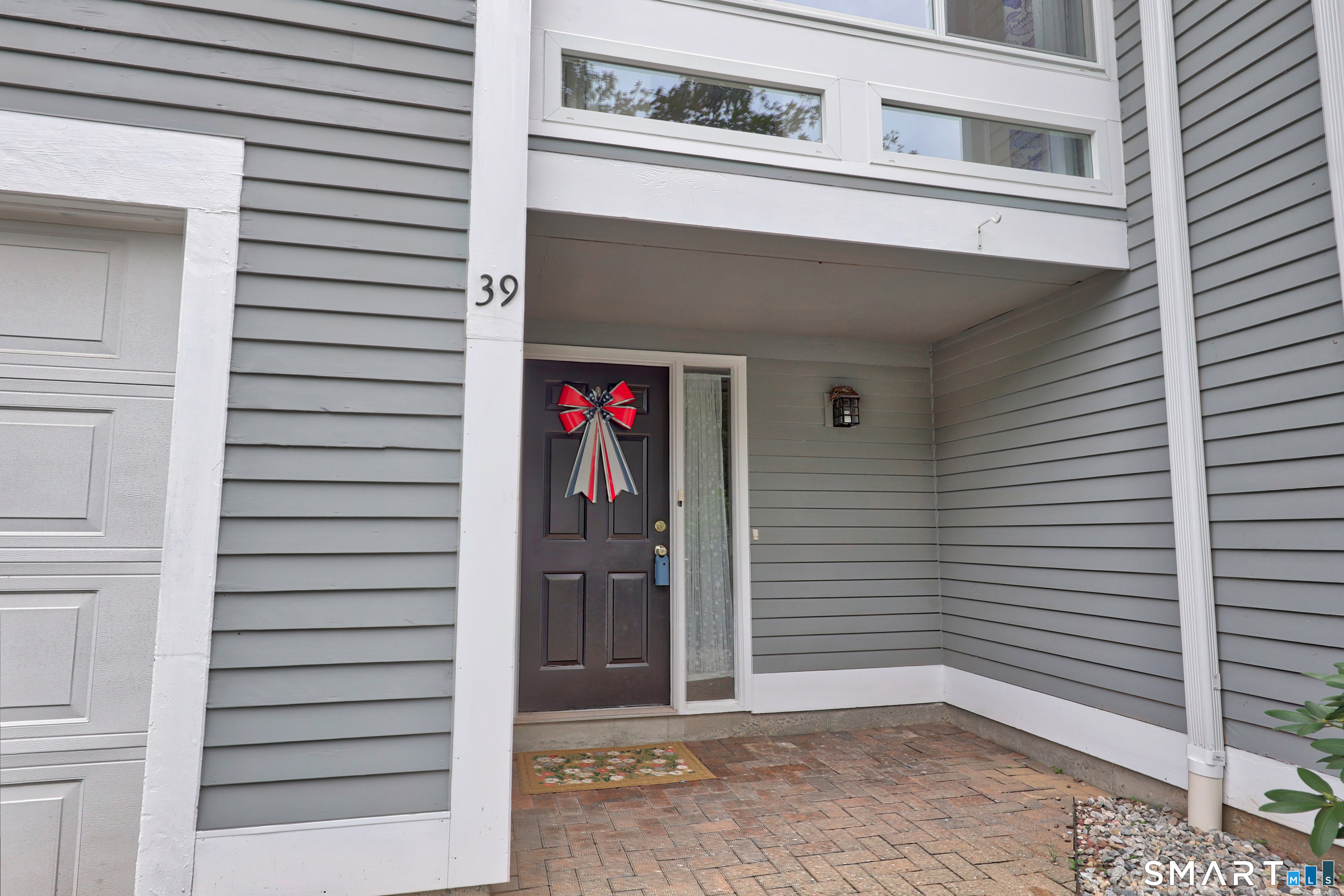 39 Old Mill Court Simsbury CT 06070
