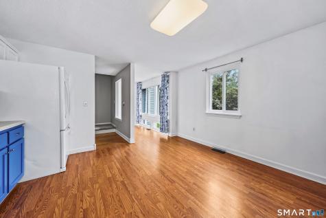 39 Old Mill Court Simsbury CT 06070