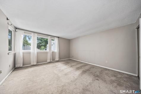 39 Old Mill Court Simsbury CT 06070
