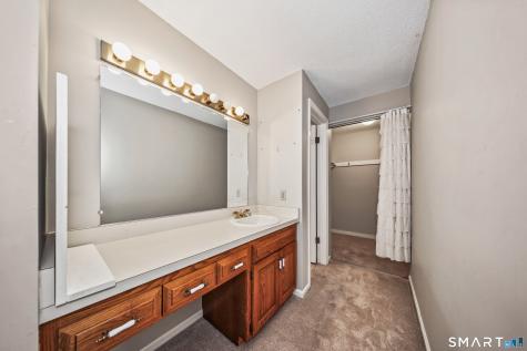 39 Old Mill Court Simsbury CT 06070