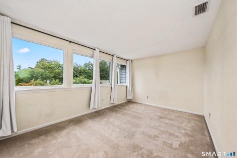 39 Old Mill Court Simsbury CT 06070