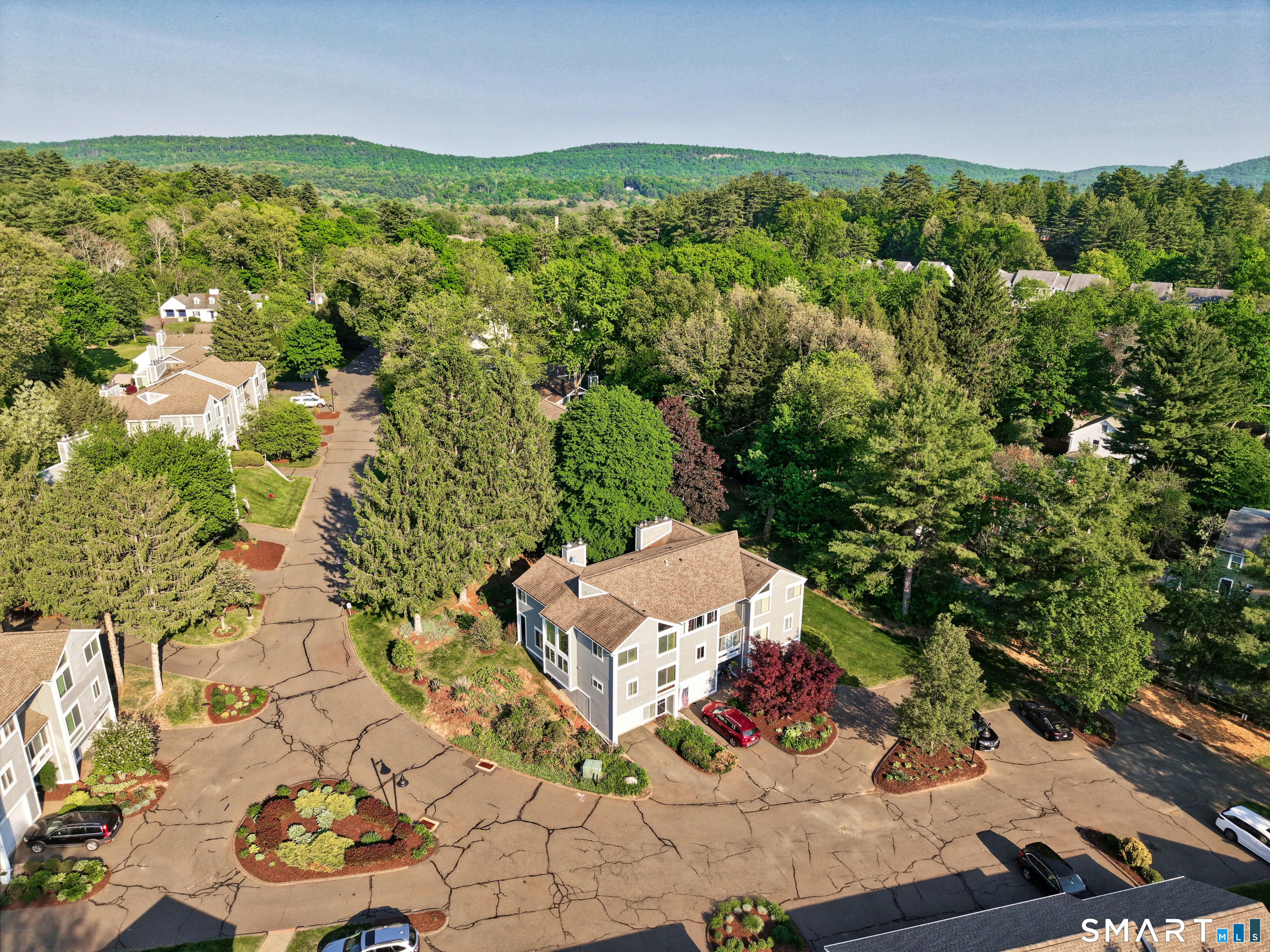 39 Old Mill Court Simsbury CT 06070