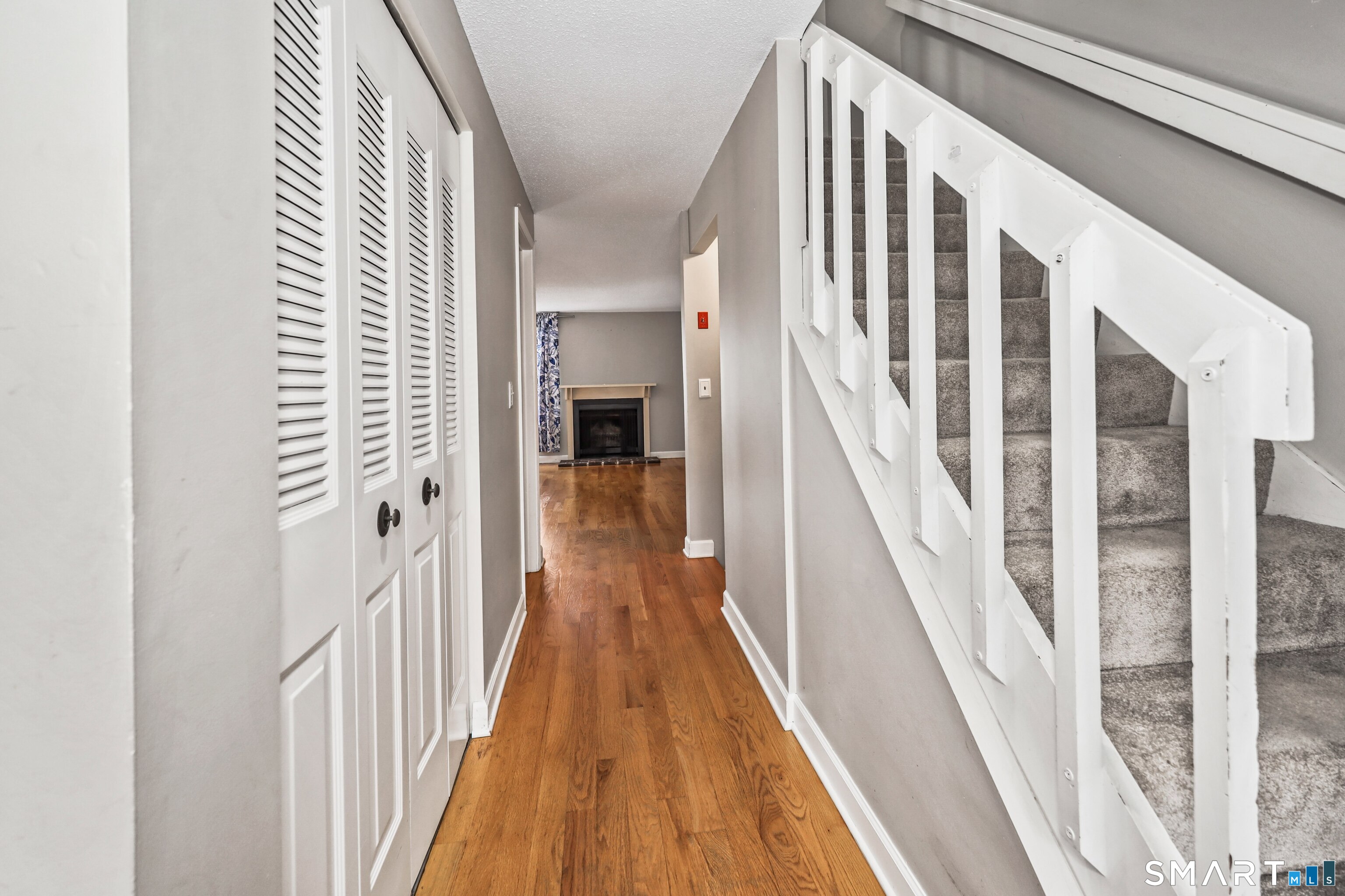 39 Old Mill Court Simsbury CT 06070