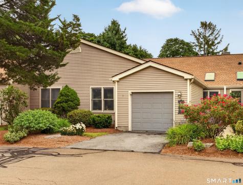 11 Coulter Street Old Saybrook CT 06475