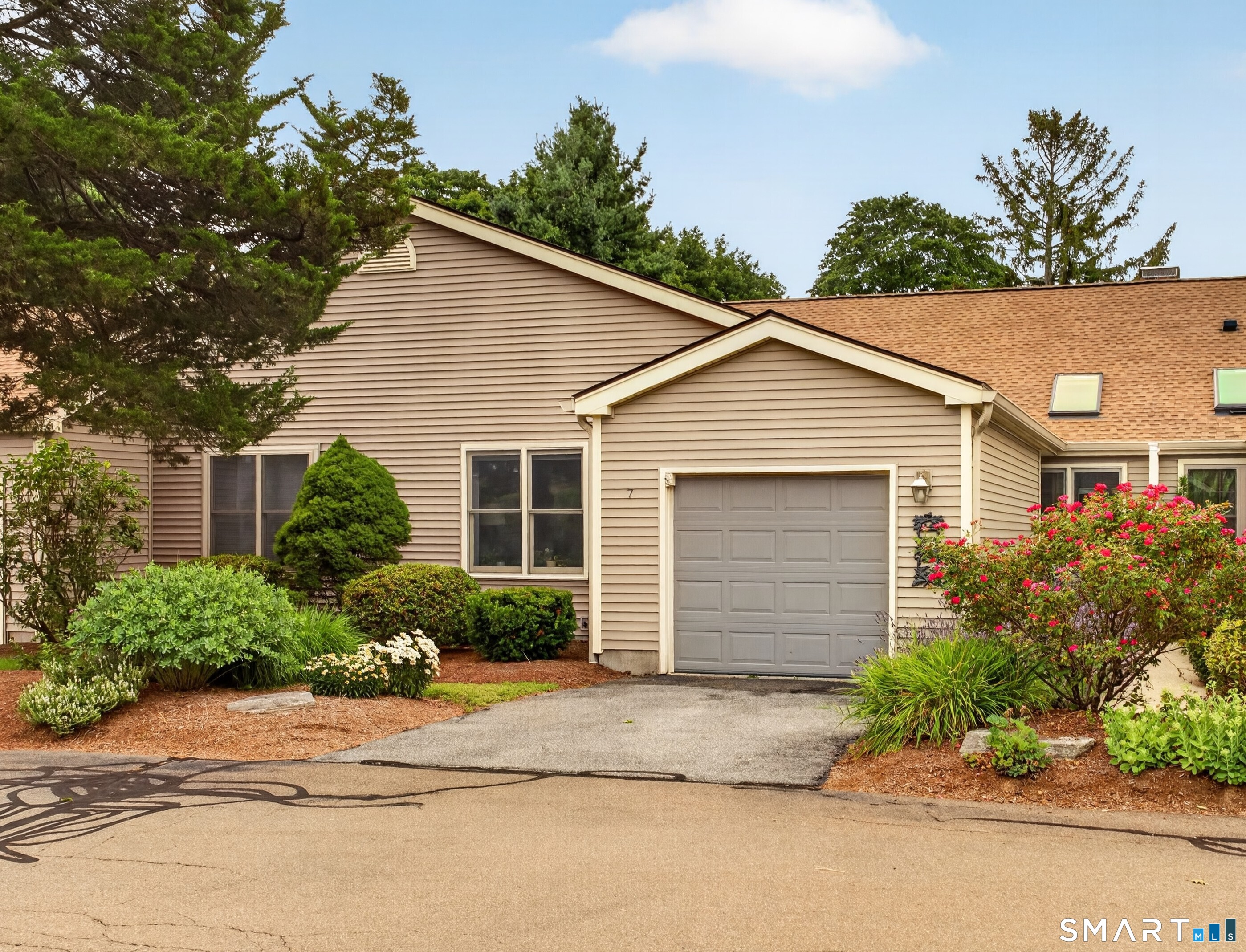 11 Coulter Street Old Saybrook CT 06475