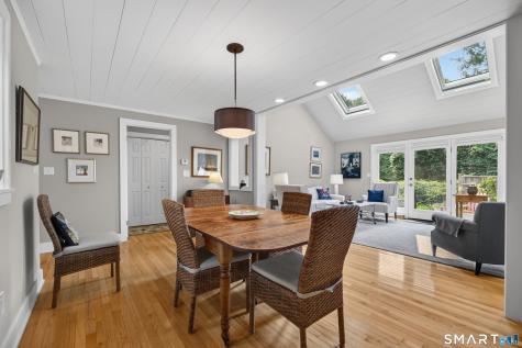 11 Coulter Street Old Saybrook CT 06475