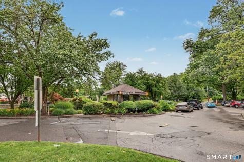2437 Bedford Street Stamford CT 06905