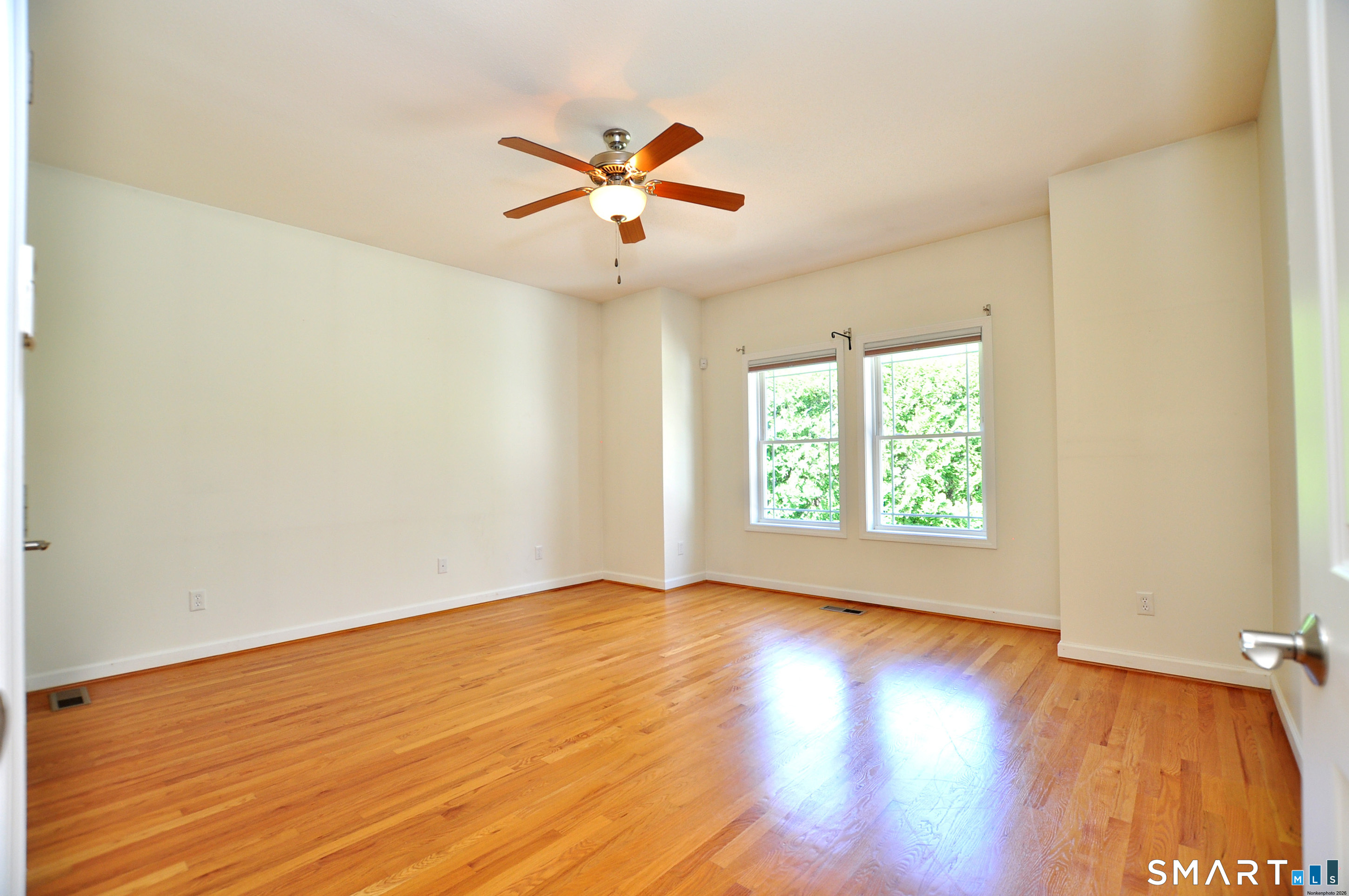 453 Tributary Lane Windsor CT 06095