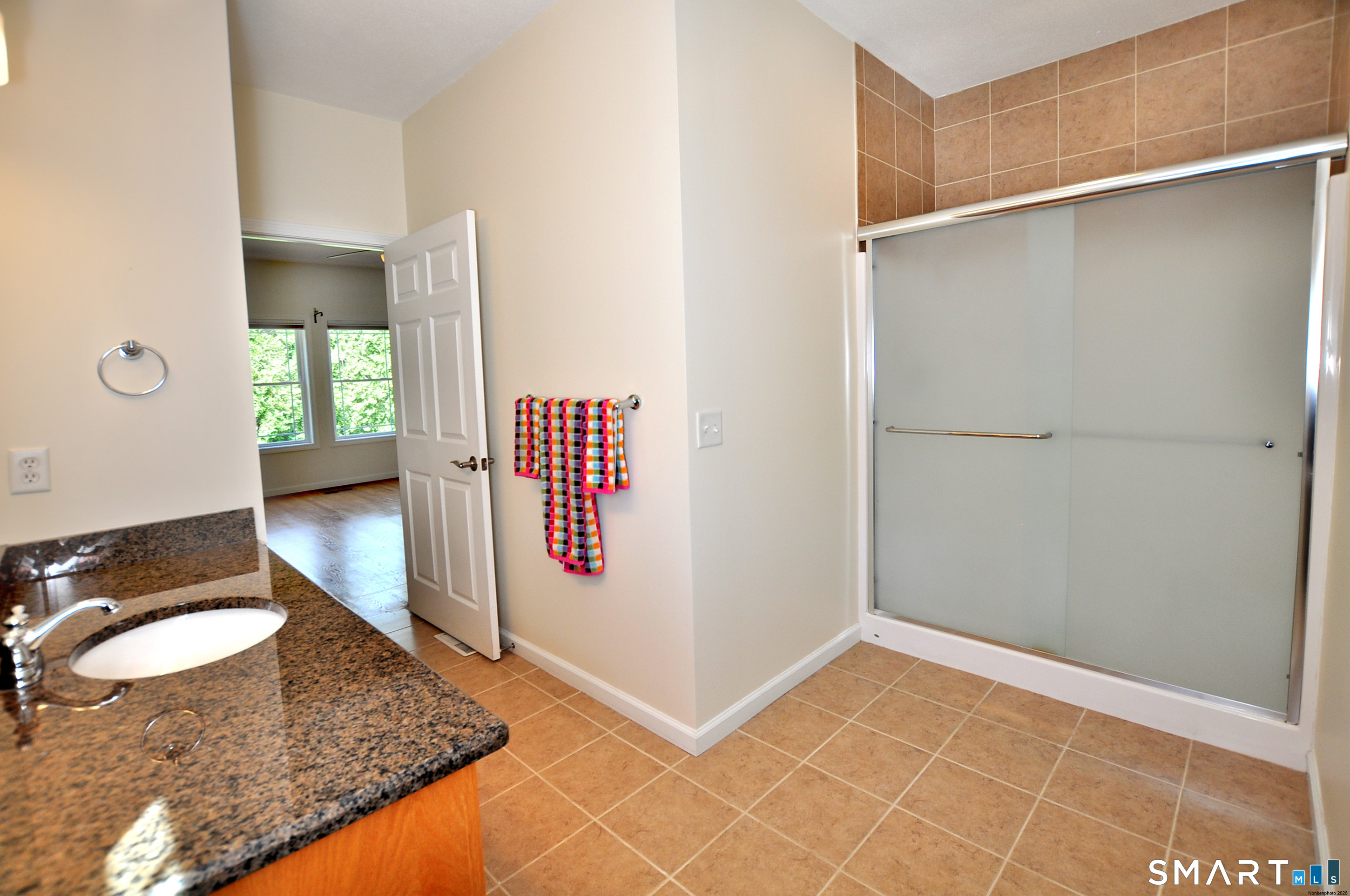 453 Tributary Lane Windsor CT 06095