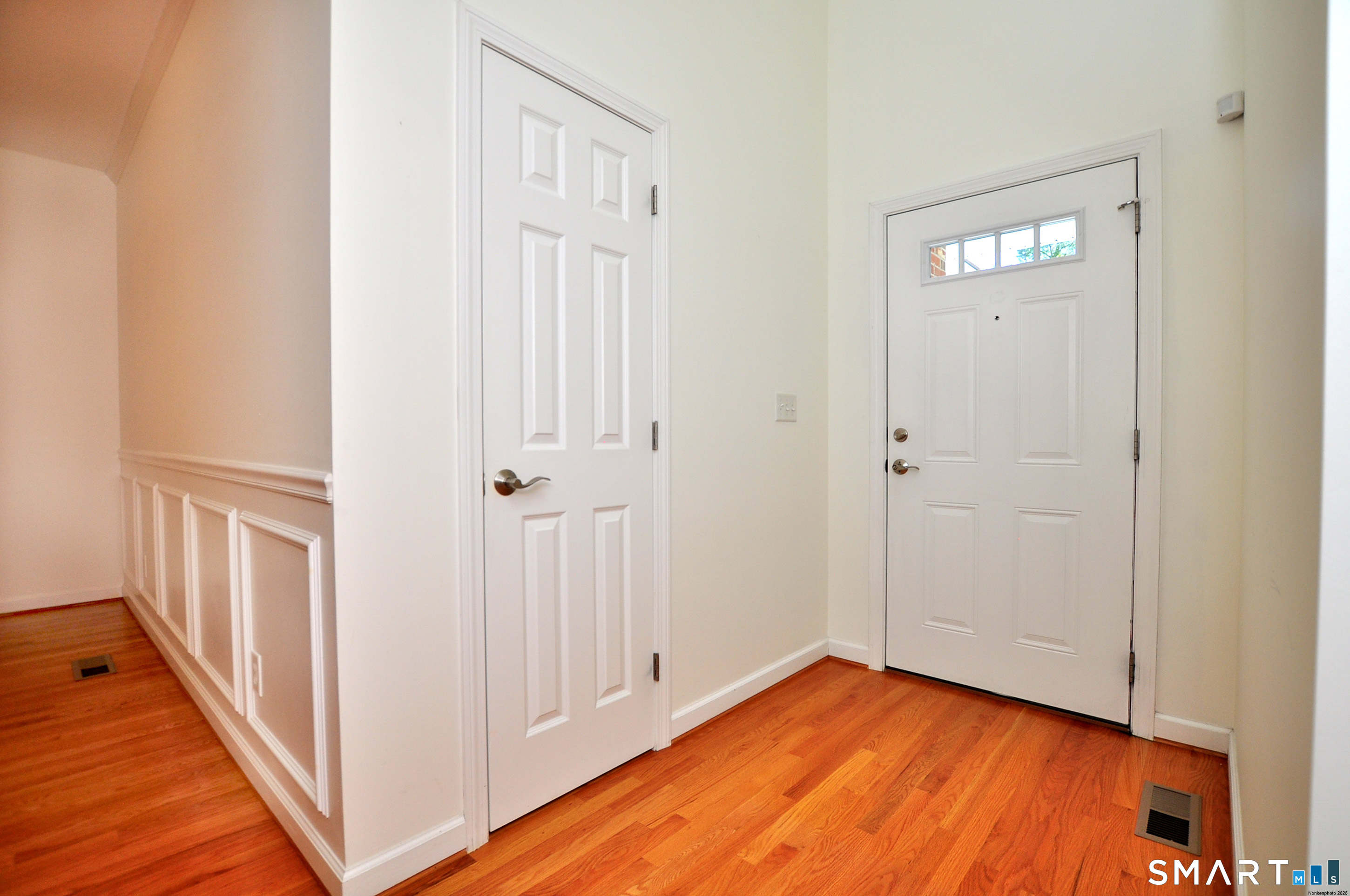 453 Tributary Lane Windsor CT 06095