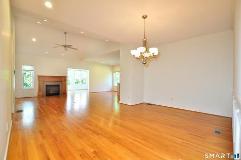 453 Tributary Lane Windsor CT 06095