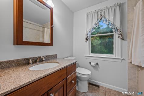 36 Charter Oak Square Mansfield CT 06250