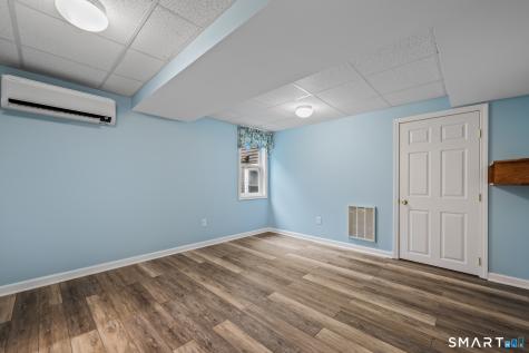 36 Charter Oak Square Mansfield CT 06250
