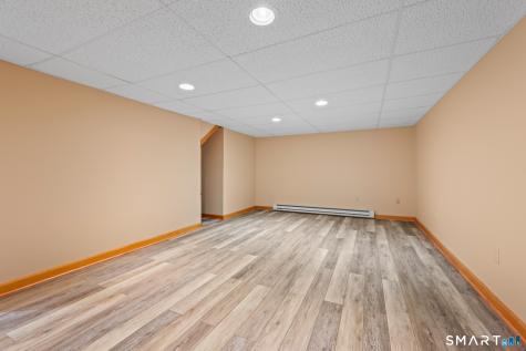 36 Charter Oak Square Mansfield CT 06250