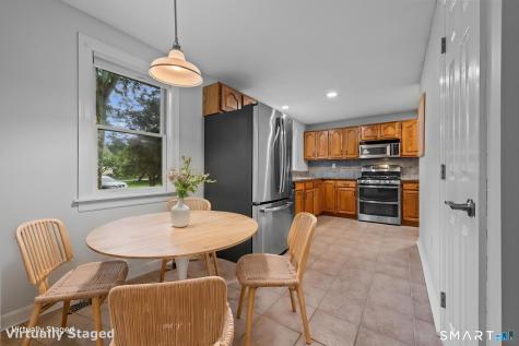 36 Charter Oak Square Mansfield CT 06250