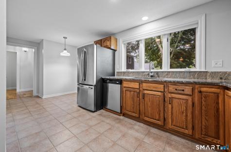 36 Charter Oak Square Mansfield CT 06250