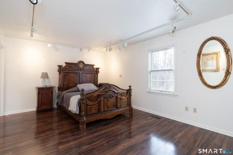 6 Ladshaw Drive Madison CT 06443