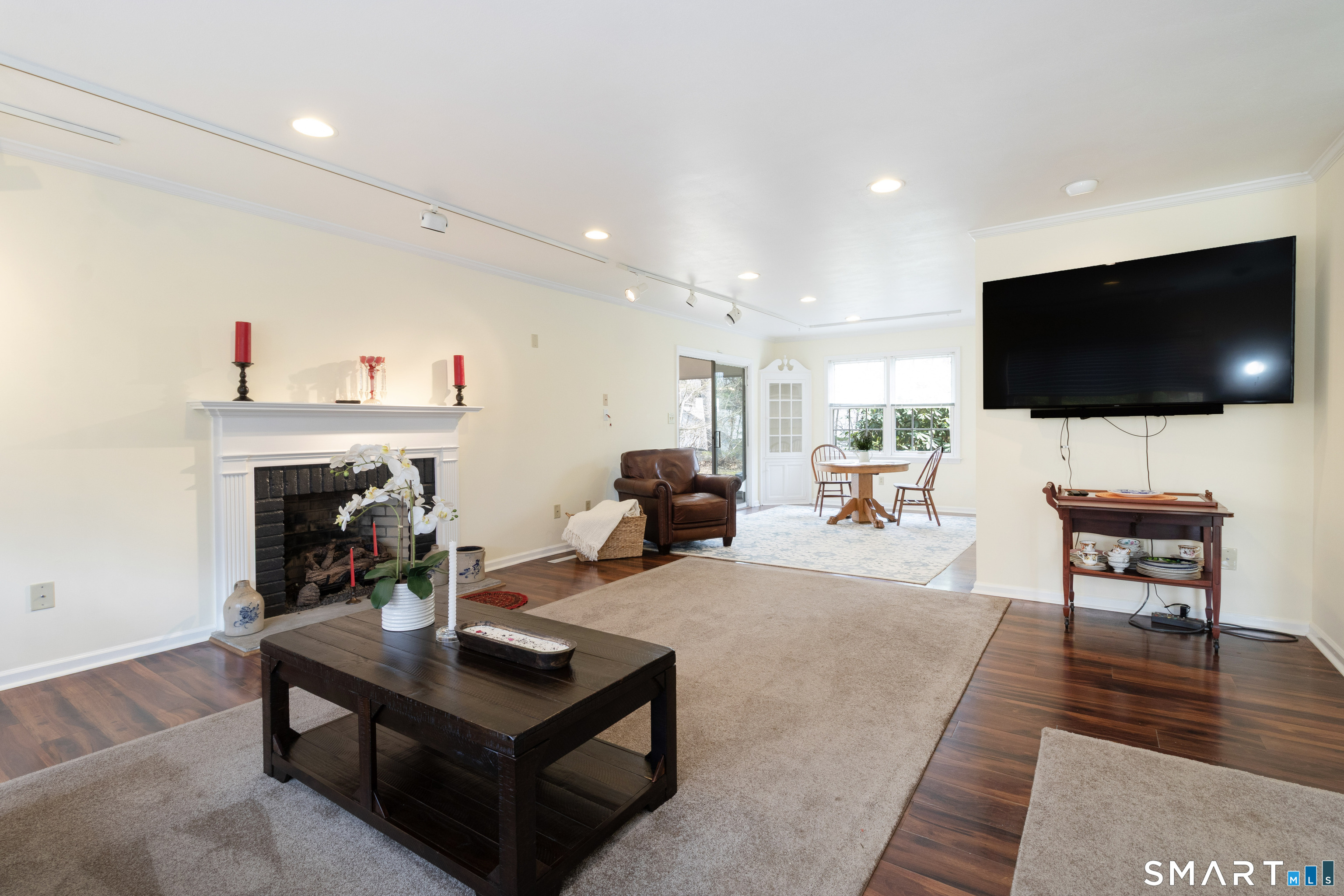 6 Ladshaw Drive Madison CT 06443