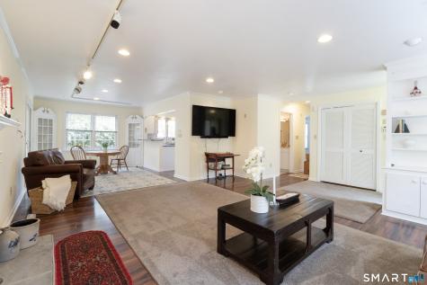 6 Ladshaw Drive Madison CT 06443