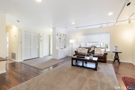 6 Ladshaw Drive Madison CT 06443