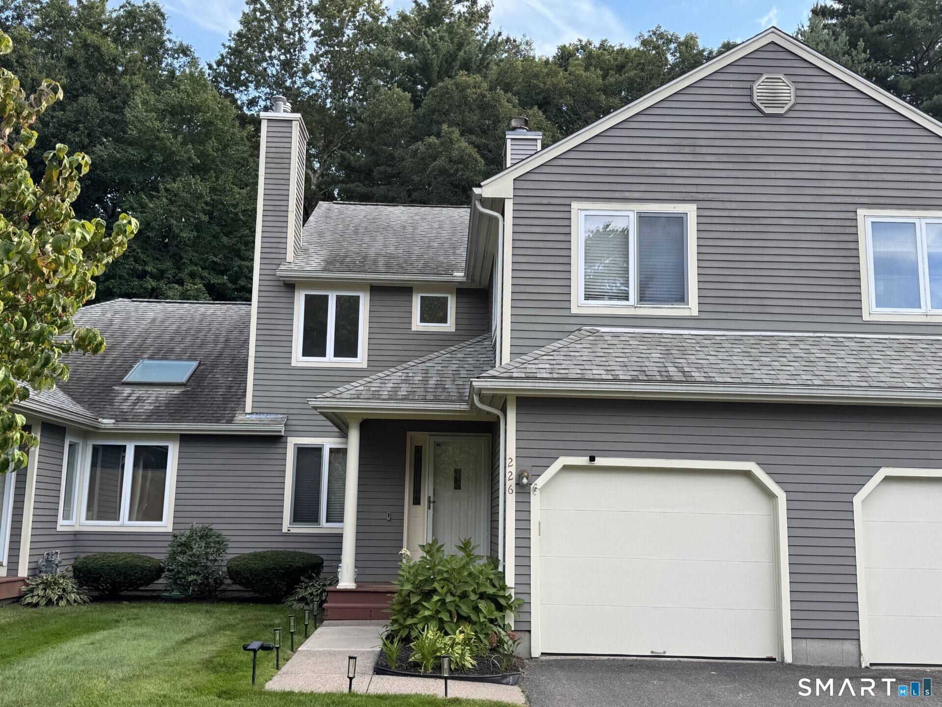 226 Castlewood Drive Bloomfield CT 06002