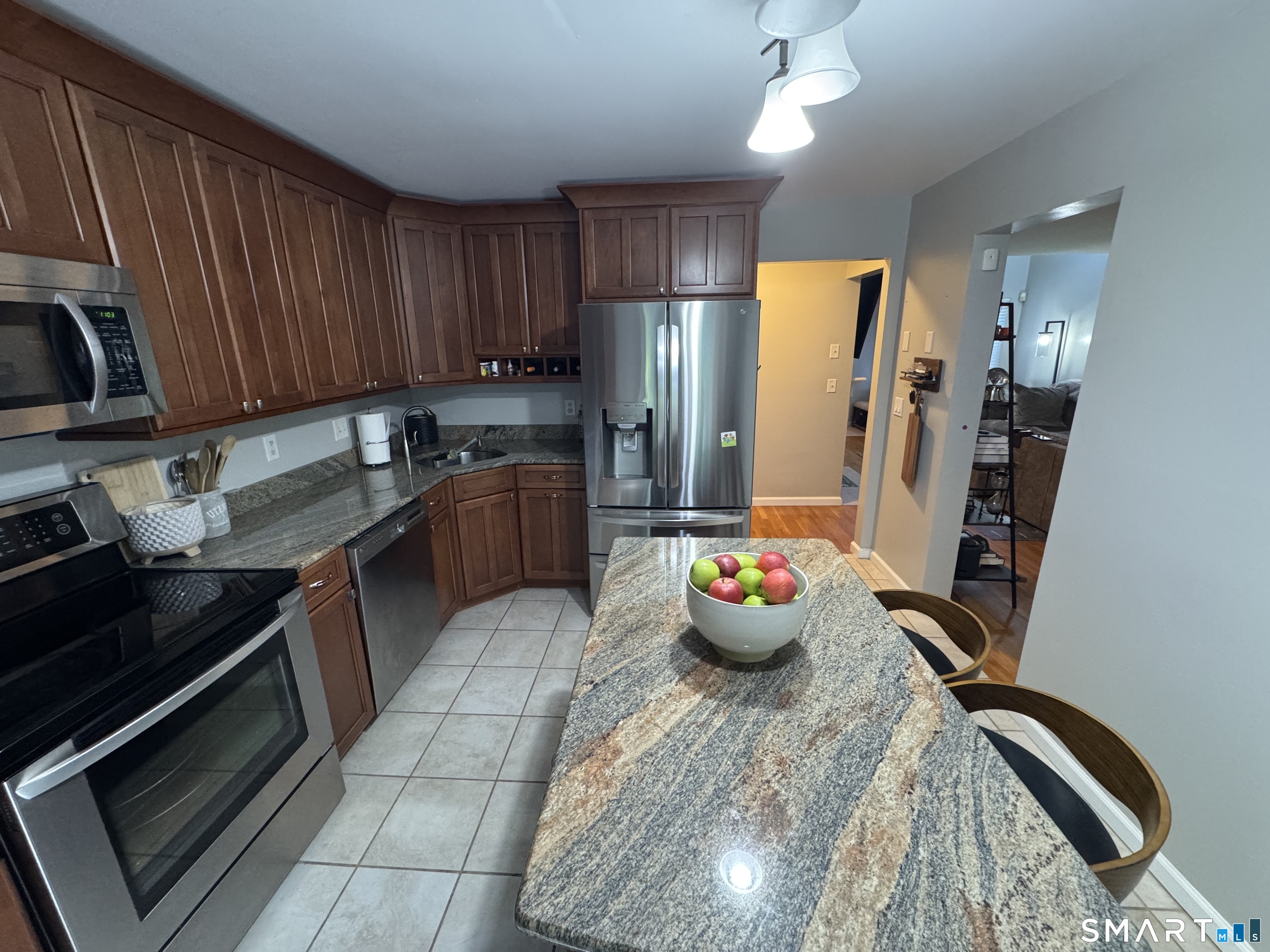 226 Castlewood Drive Bloomfield CT 06002