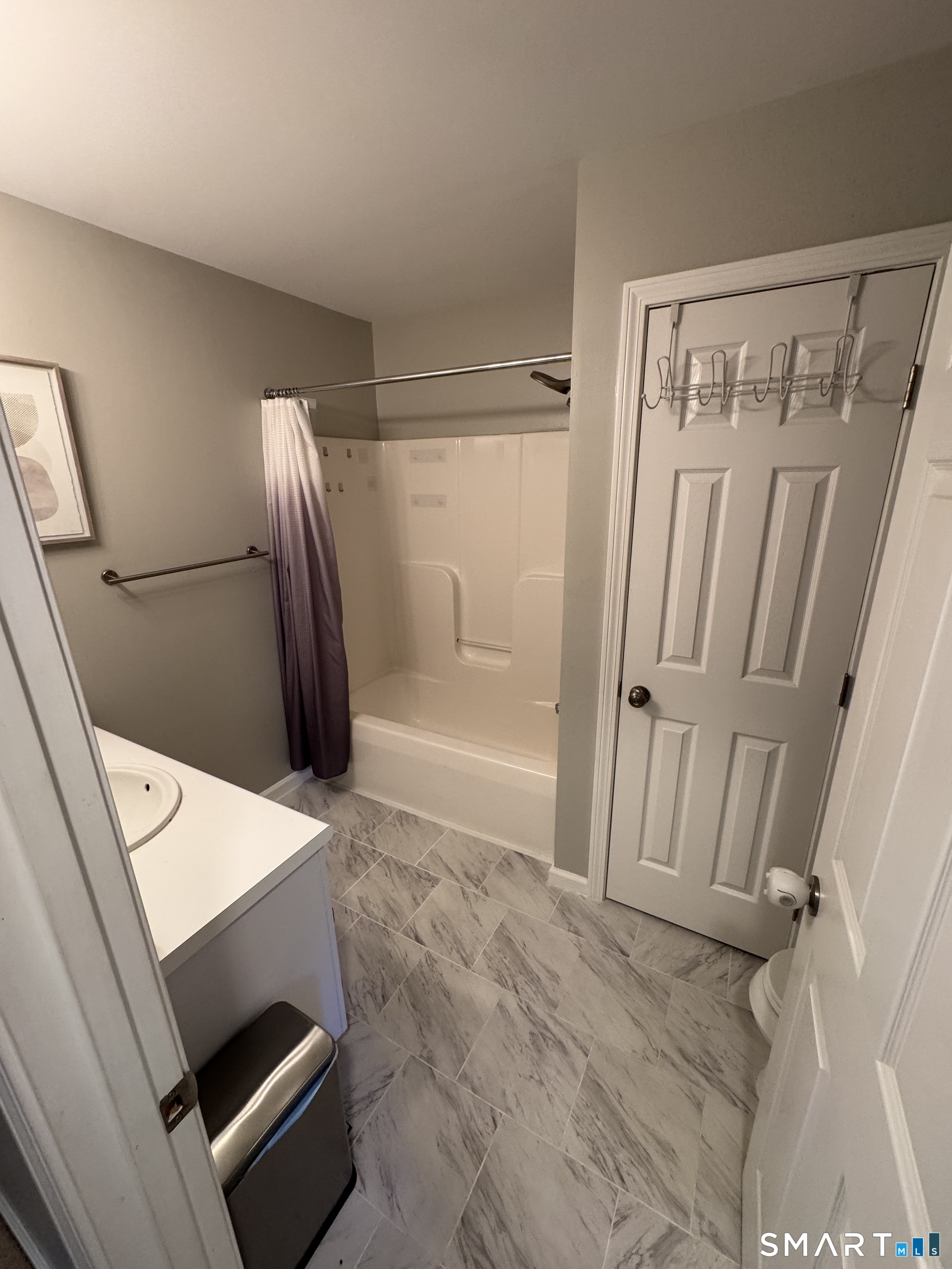 226 Castlewood Drive Bloomfield CT 06002