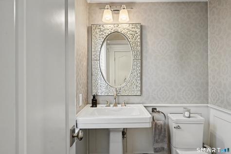 123 Richmond Hill Road New Canaan CT 06840