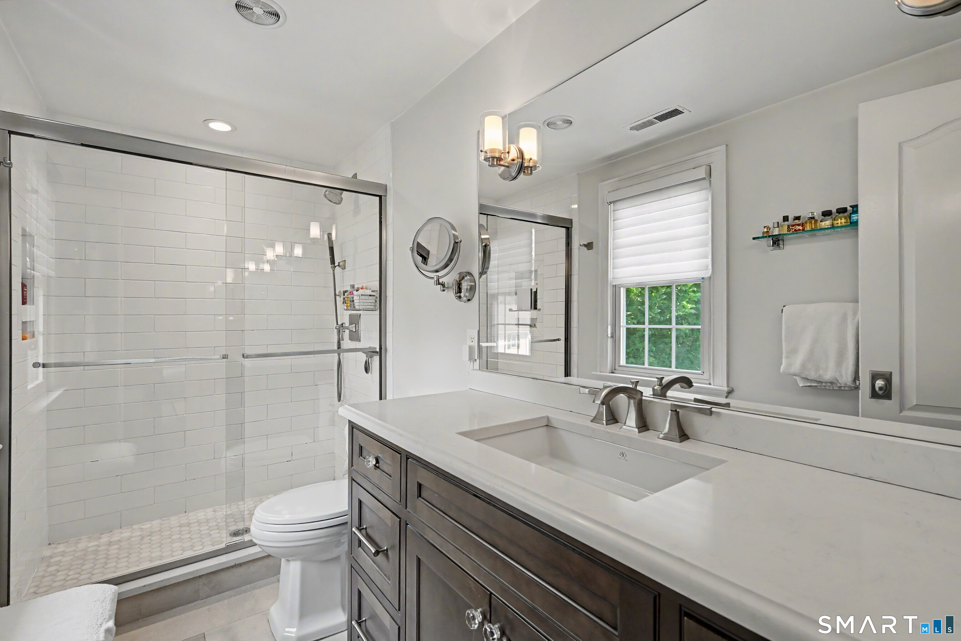123 Richmond Hill Road New Canaan CT 06840