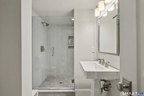 123 Richmond Hill Road New Canaan CT 06840