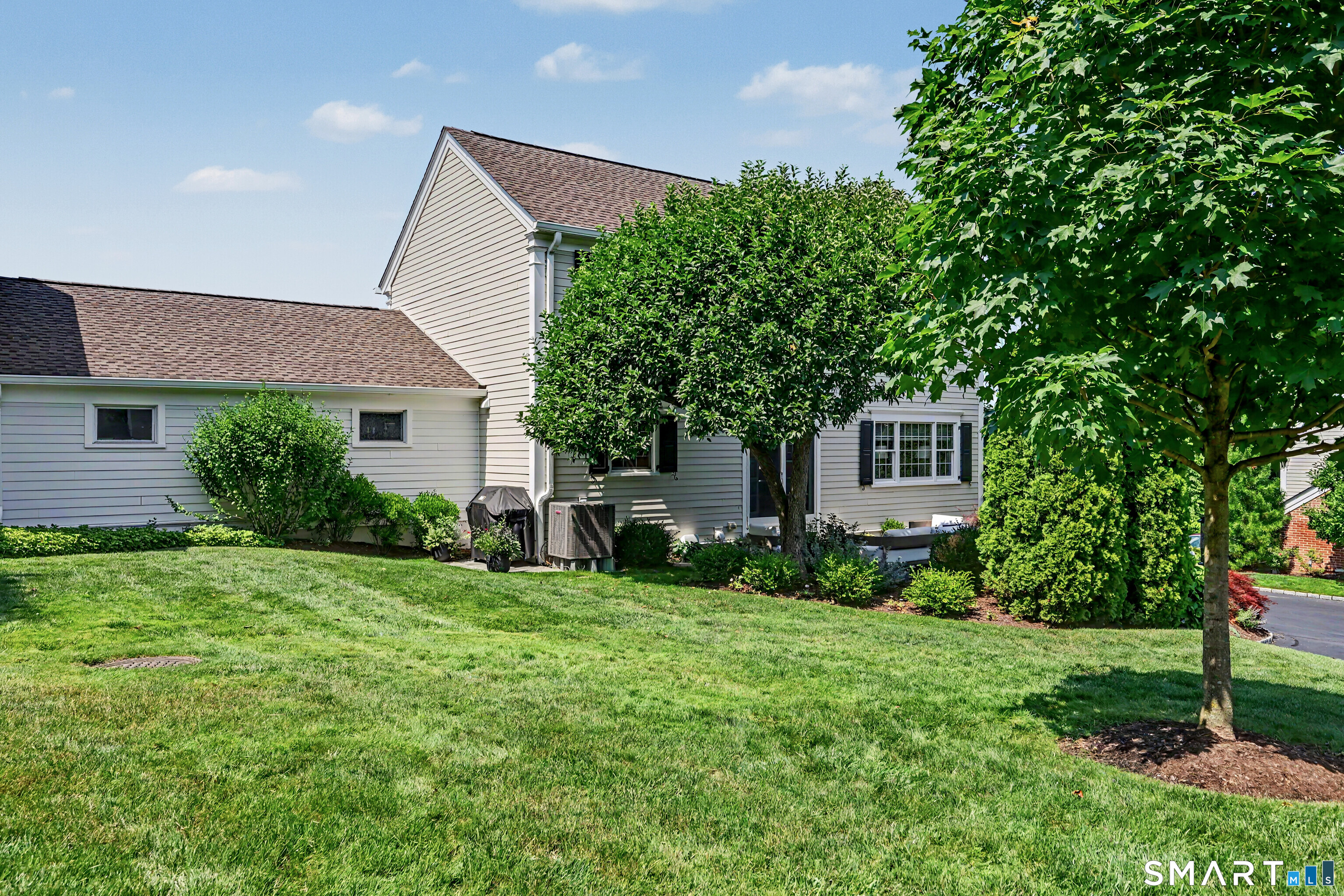 123 Richmond Hill Road New Canaan CT 06840